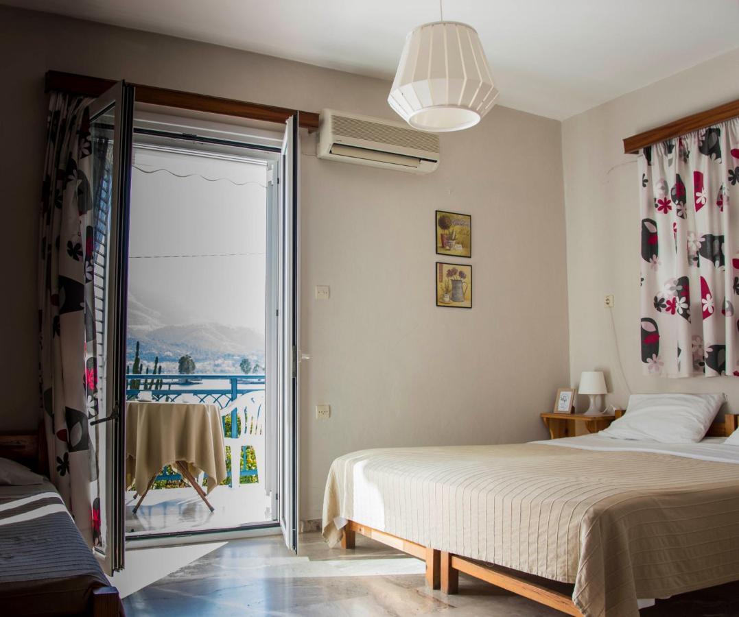Drossinos Studios Poros Town Eksteriør billede